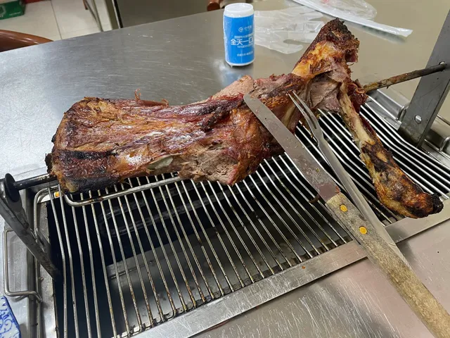 Grassland Mongolia Dahan Roast Whole Lamb Sheep Leg Mutton Chop