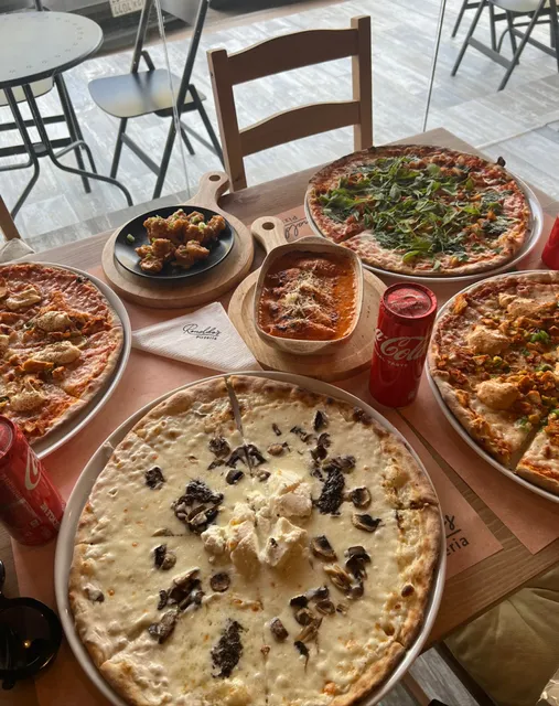 Ronaldo’s Pizza رونالدوز بيتزا