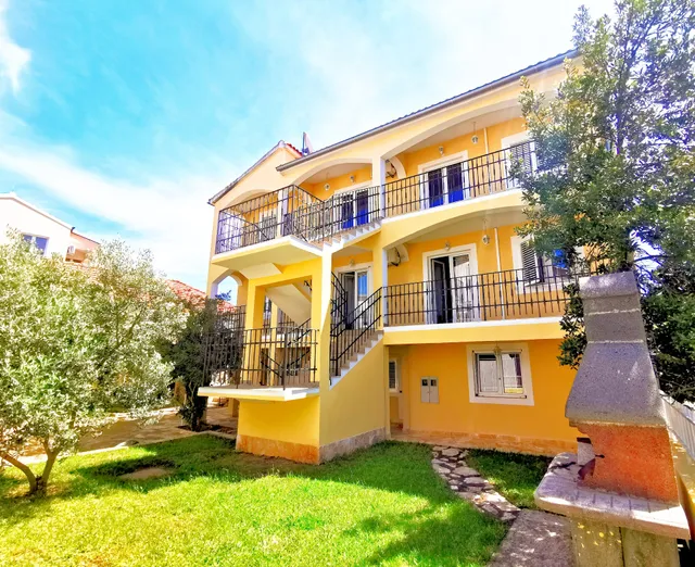 Green Garden Apartments