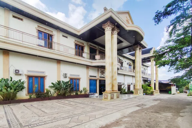 RedDoorz near Islamic Center Jambi