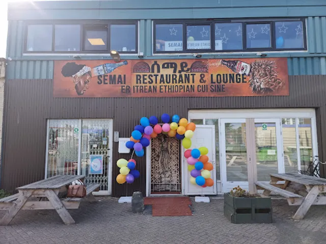 Semai Restaurant & Lounge