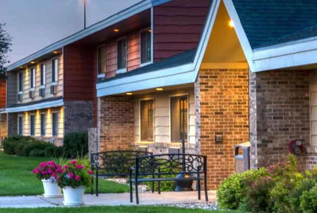 AmericInn by Wyndham Worthington