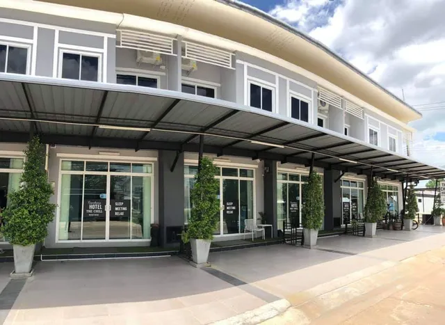 The chill Hotel Mahasarakam