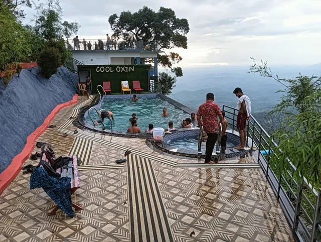 Cool Oxin Nayadampoyil