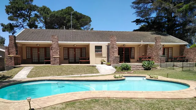 African Aquila Self Catering