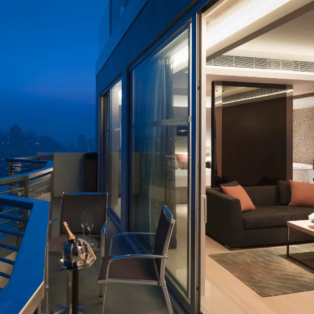 Nina Hotel Island South