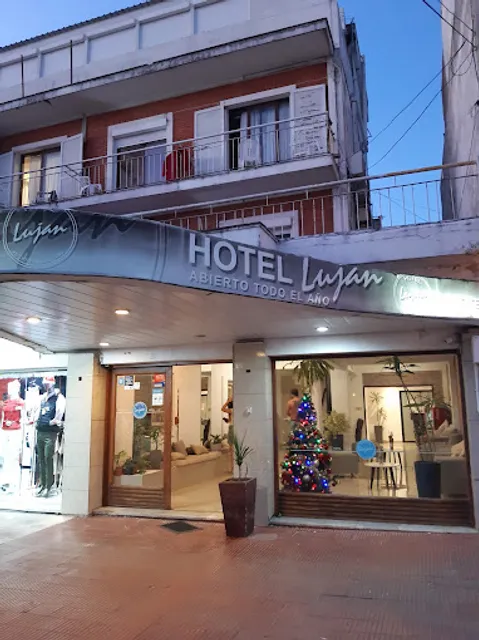 Hotel Lujan
