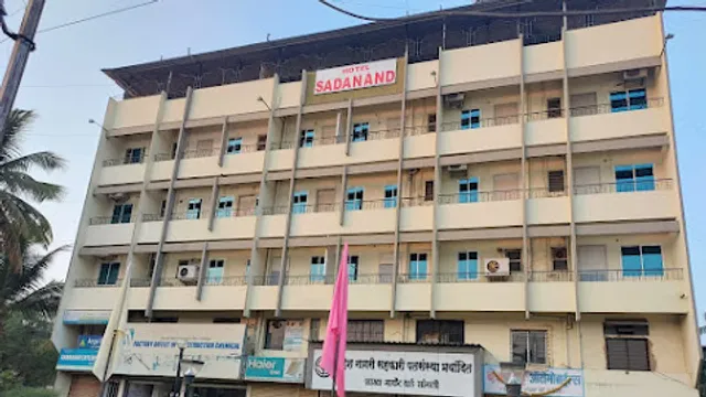 Hotel Sadanand Bar and Restaurant