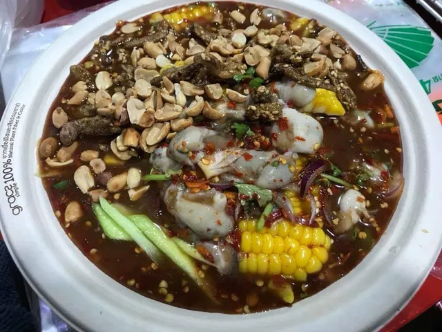 ร้านยำแซ่บ YUM ZAB