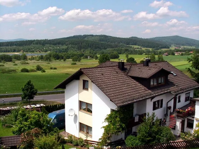 Ferienwohnung "Seeblick" Familie Knopf