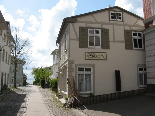 Kleine Rosenvilla - 150m zur Ostsee