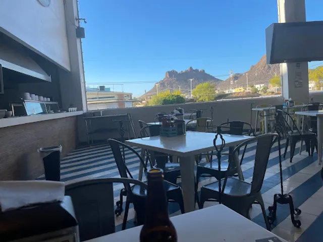 Mariscos El Mazateño