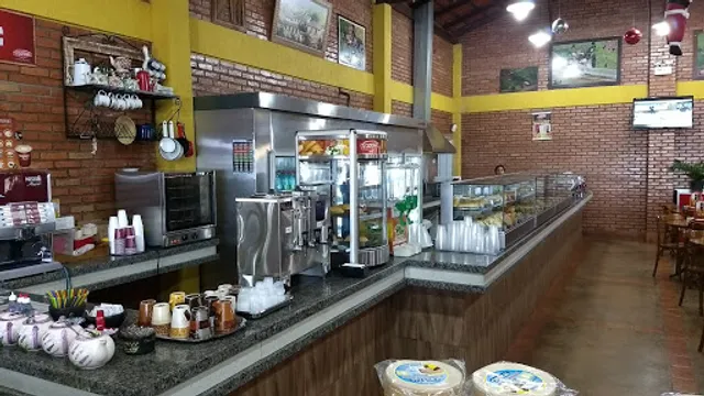 O Caipirão Restaurante e Mini Zoológico
