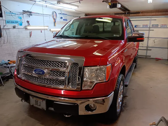 Front Row Detail/Free Little Library Location