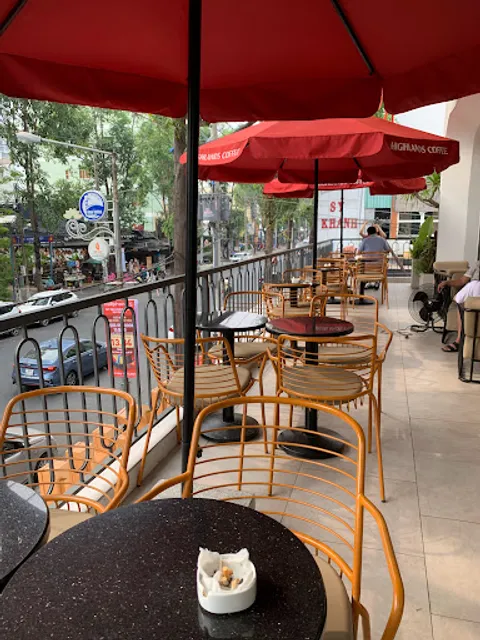 Highlands Coffee 30 Tháng 4 Thủ Dầu Một