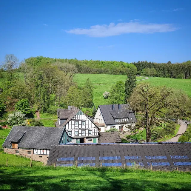 Richard Michael u. Anne Ferienwohnungen u. Bauernhof Grevenbrück