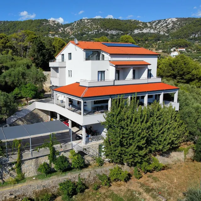 MEMORI bed&breakfast