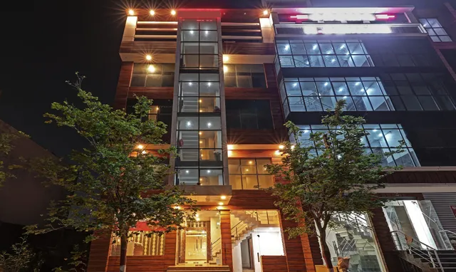 Treebo Silver Stallion, Lucknow