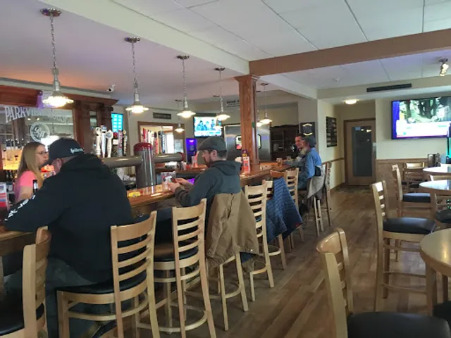 Parkview House Restaurant & Tavern