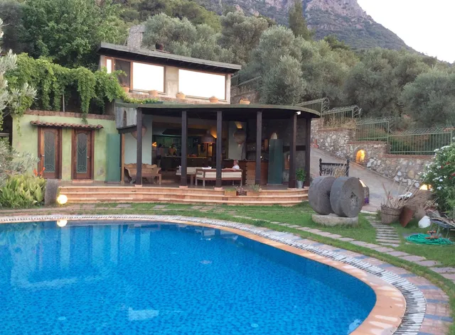 Antik Zeytin Hotel & Art