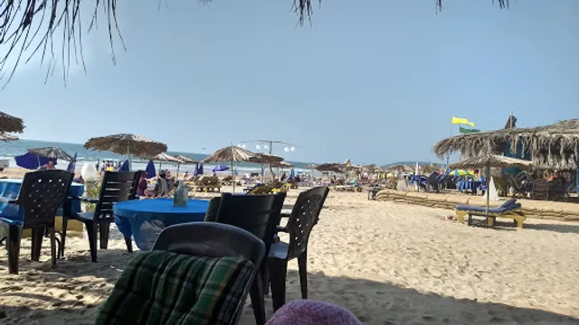 CHO CO MARIE BEACH SHACK