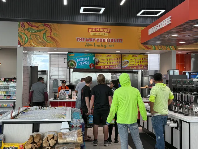 Big Madre - Tacos y Tortas