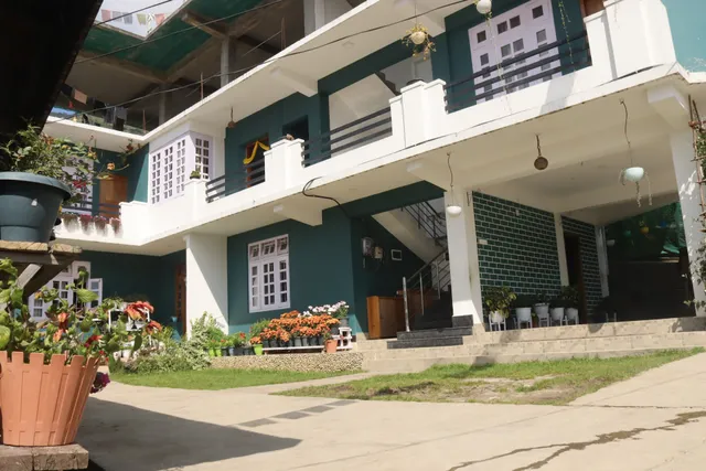 Monshing Homestay - Elevate your Travel Experience