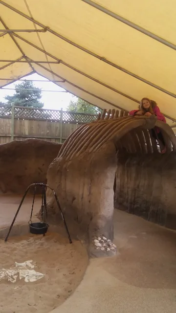 Friends of Zoo Gift Shop