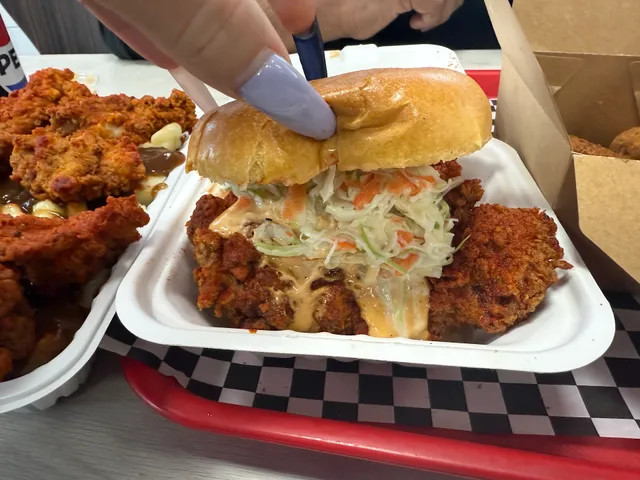 Juicy Birds Nashville Hot Chicken (Barrie)