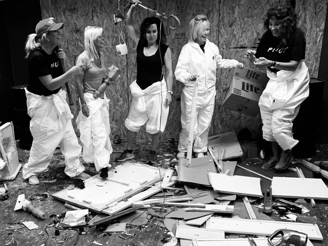 Smash Lab Louisville/ Splash Lab- Louisville's First Rage Room and Paint Splatter Room