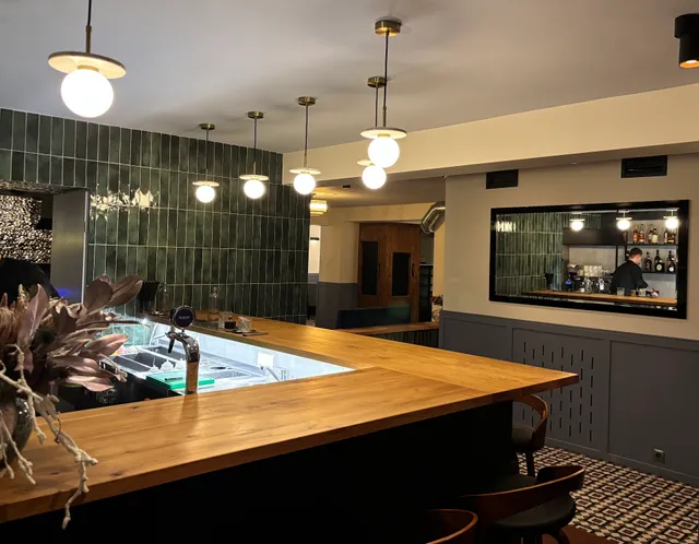 Seafood House Grill & Wine