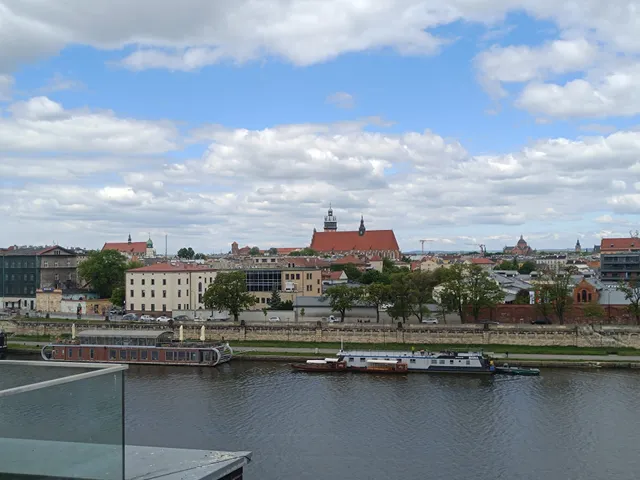 Nadwiślańska 11 — Hackney Apartment