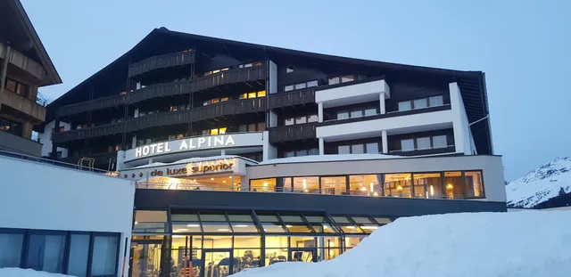 Hotel Alpina deluxe GmbH