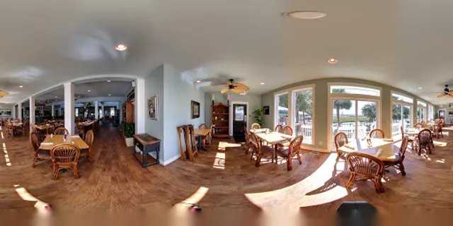 J Peters Grill & Bar - On the MarshWalk