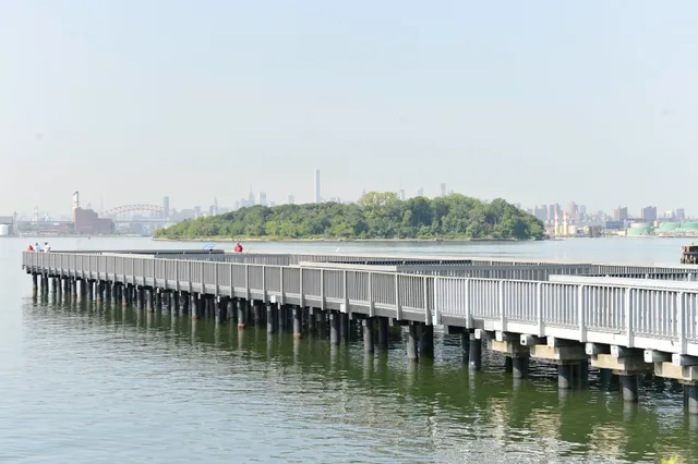 Tiffany Street Pier