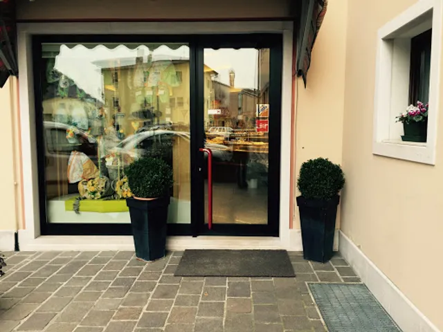 Panificio Fratelli Montanucci Di Dantomio Maria E C. Snc