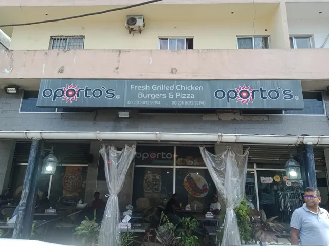 Oporto Grill