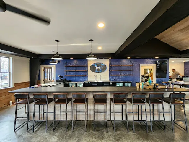 The Black Dog Bakery Café