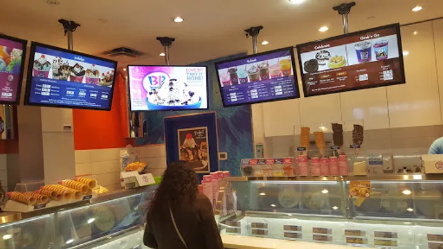 Baskin Robbins (Vaughan Mills)