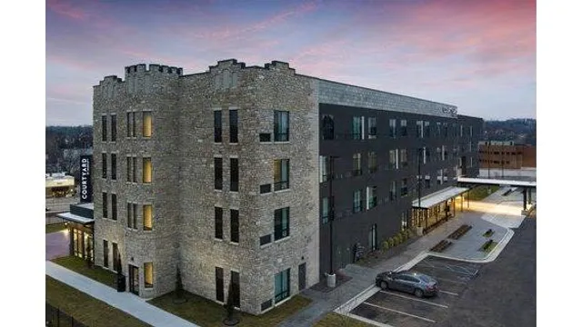 Courtyard by Marriott Jefferson City
