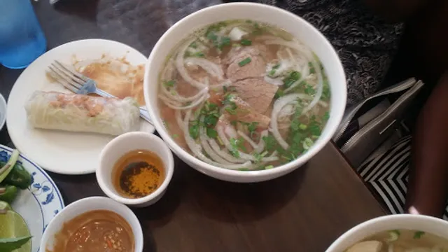 Tony Pho Vietnamese Restaurant Noodle soup and Grill