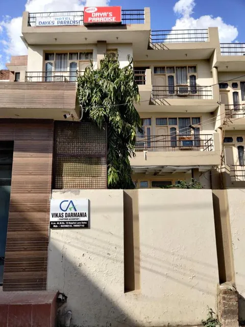 Hotel Daya's Paradise