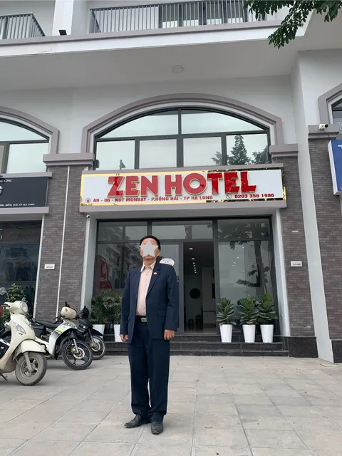 Khách sạn Tình yêu - Zen Hotel Hạ Long