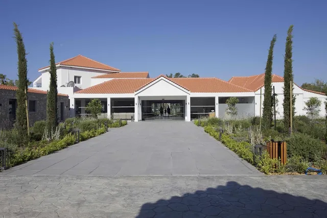 Mark Warner - Paleros Beach Resort