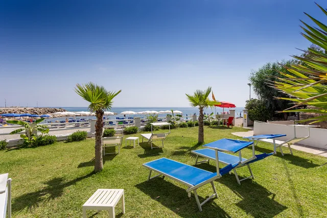 Residence-Hotel Baia Marticana