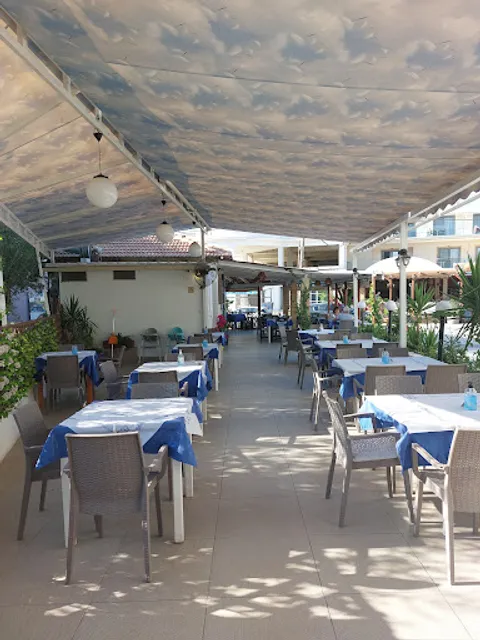 BEKIRIS FAMILY BBQ HOUSE RESTAURANT ALYKANAS