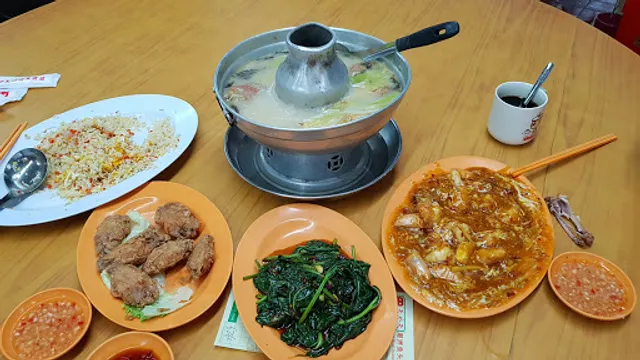 Tian Wai Tian Fish Head Steamboat (Kovan)