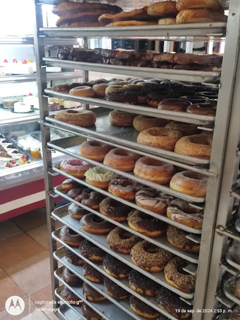 L’pettite Pan y Café