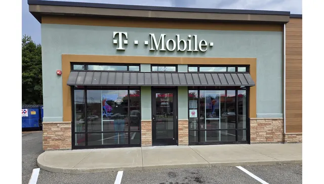 T-Mobile Authorized Retailer