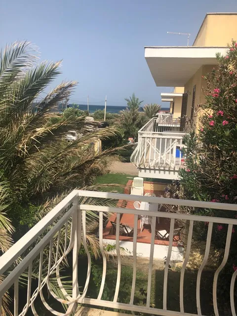 Residence Giallo Mare